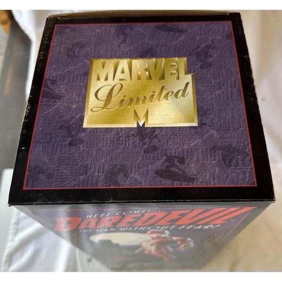 'Set of Two Number ONES! SIGNED MARVEL BOWEN DAREDEVIL THE MAN WITHOUT FEAR - Picture 7 of 8